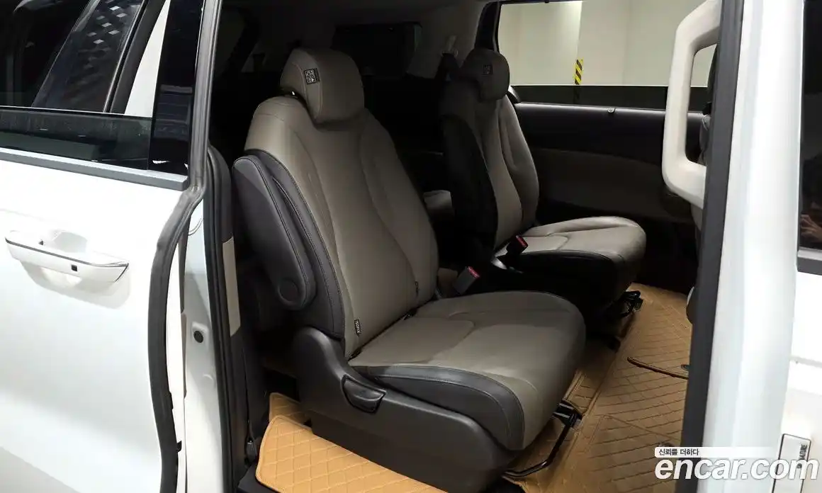 Kia Canival 2025 2.2 Автомат в Москве № 128629, фото 12