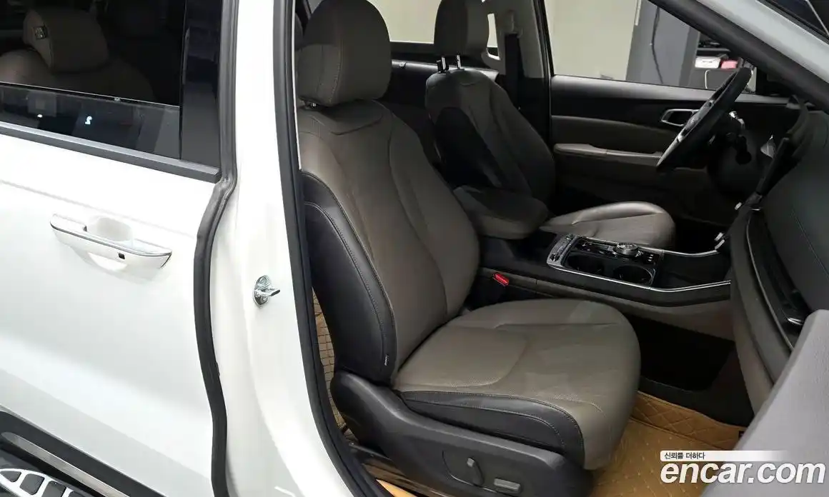 Kia Canival 2025 2.2 Автомат в Москве № 128629, фото 16