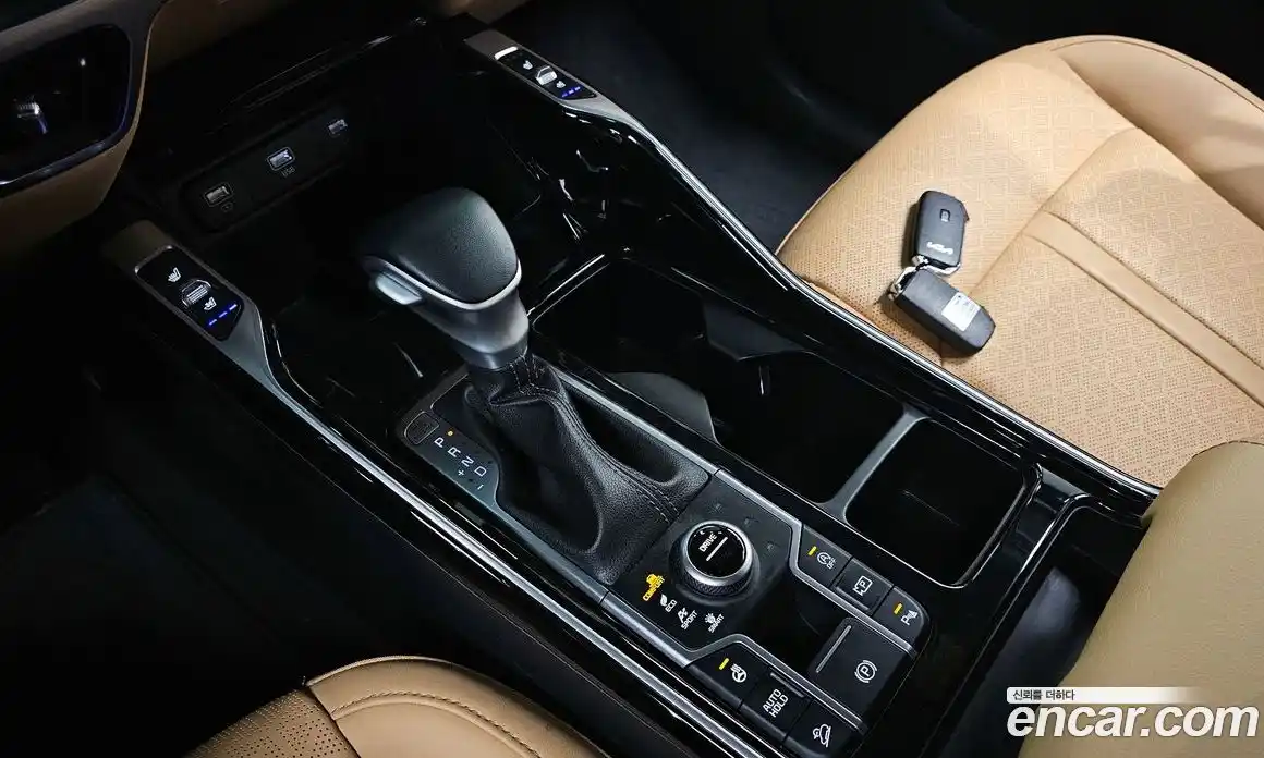 Kia Sorento 2023 2.2 Автомат в Москве № 131781, фото 13