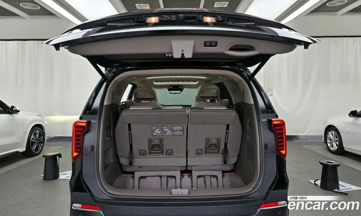 Kia Canival 2024 1.6 Автомат в Москве № 133909, фото 16