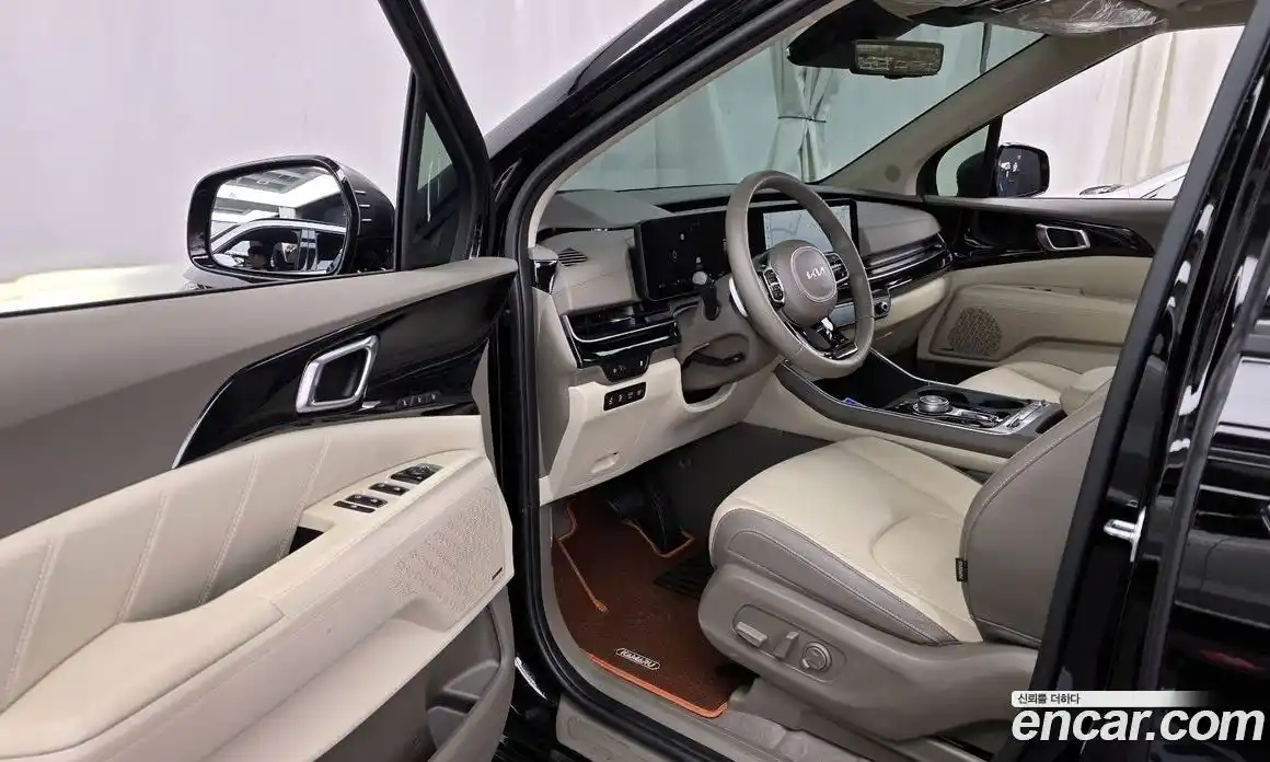 Kia Canival 2024 1.6 Автомат в Москве № 133909, фото 17