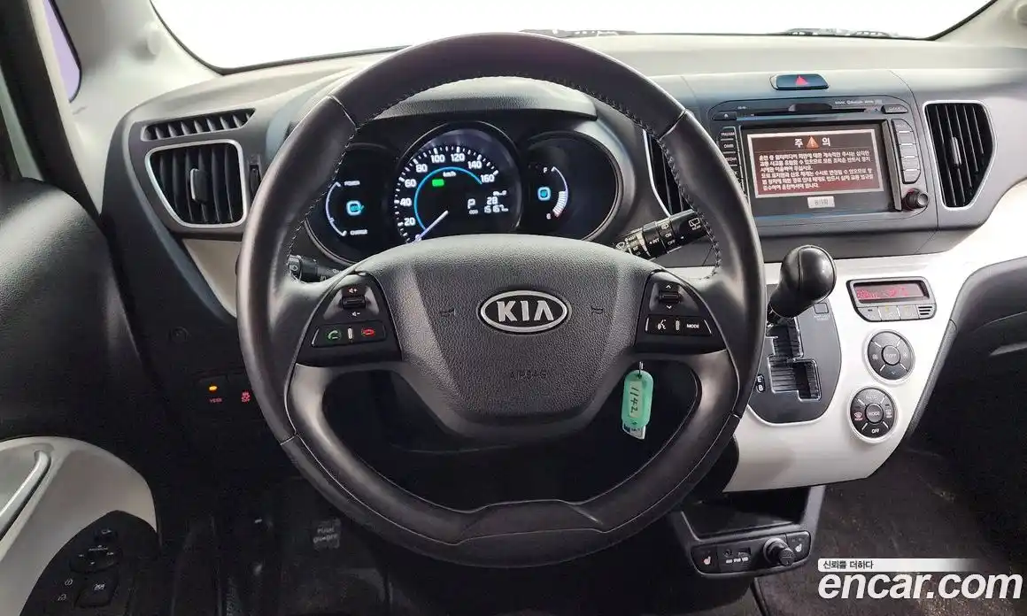 Kia Ray 2013 Автомат в Москве № 134184, фото 11