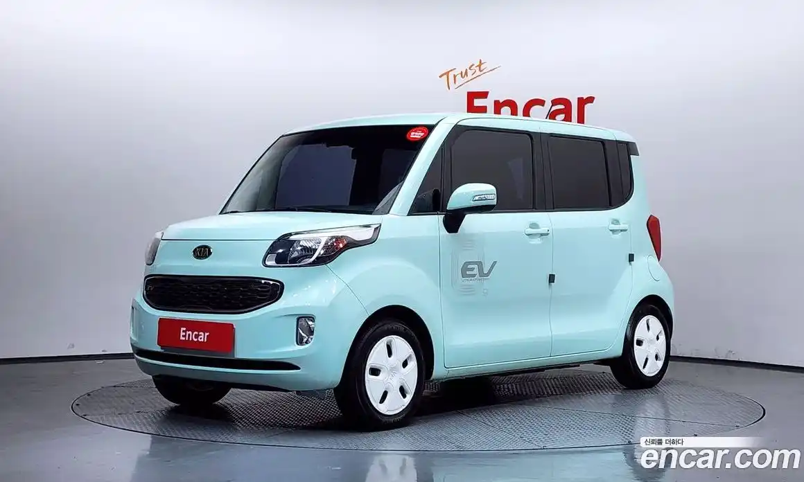 Kia Ray 2013 Автомат в Москве № 134184, фото 6