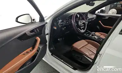 Audi A4 2020 2.0 Автомат в Москве № 136736, миниатюра 3