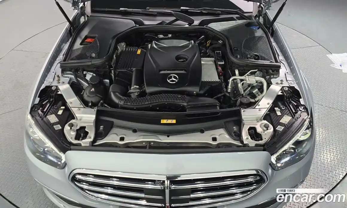 Mercedes-Benz E-Class 2022 2.0 Автомат в Москве № 138078, фото 11