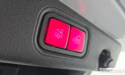 Mercedes-Benz E-Class 2022 2.0 Автомат в Москве № 138078, миниатюра 4