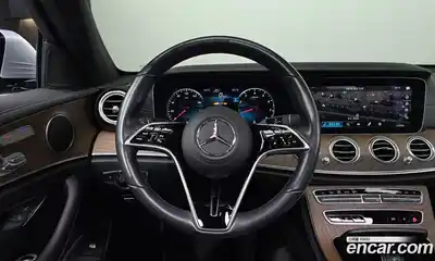 Mercedes-Benz E-Class 2022 2.0 Автомат в Москве № 138078, миниатюра 8