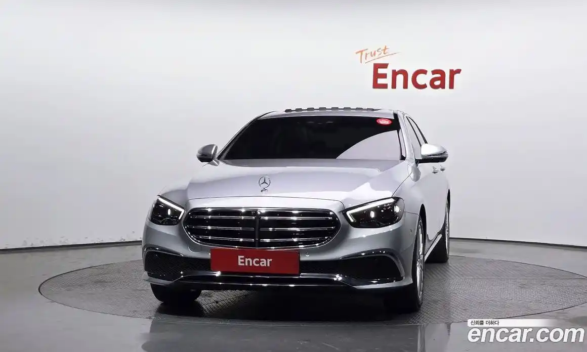 Mercedes-Benz E-Class 2022 2.0 Автомат в Москве № 138078, фото 10