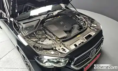 Mercedes-Benz E-Class 2024 2.0 Автомат в Москве № 139848, миниатюра 3