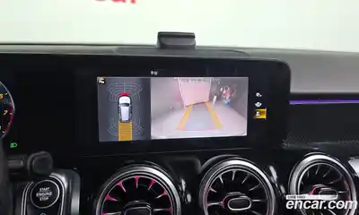 Mercedes-Benz GLB-Class, 2023