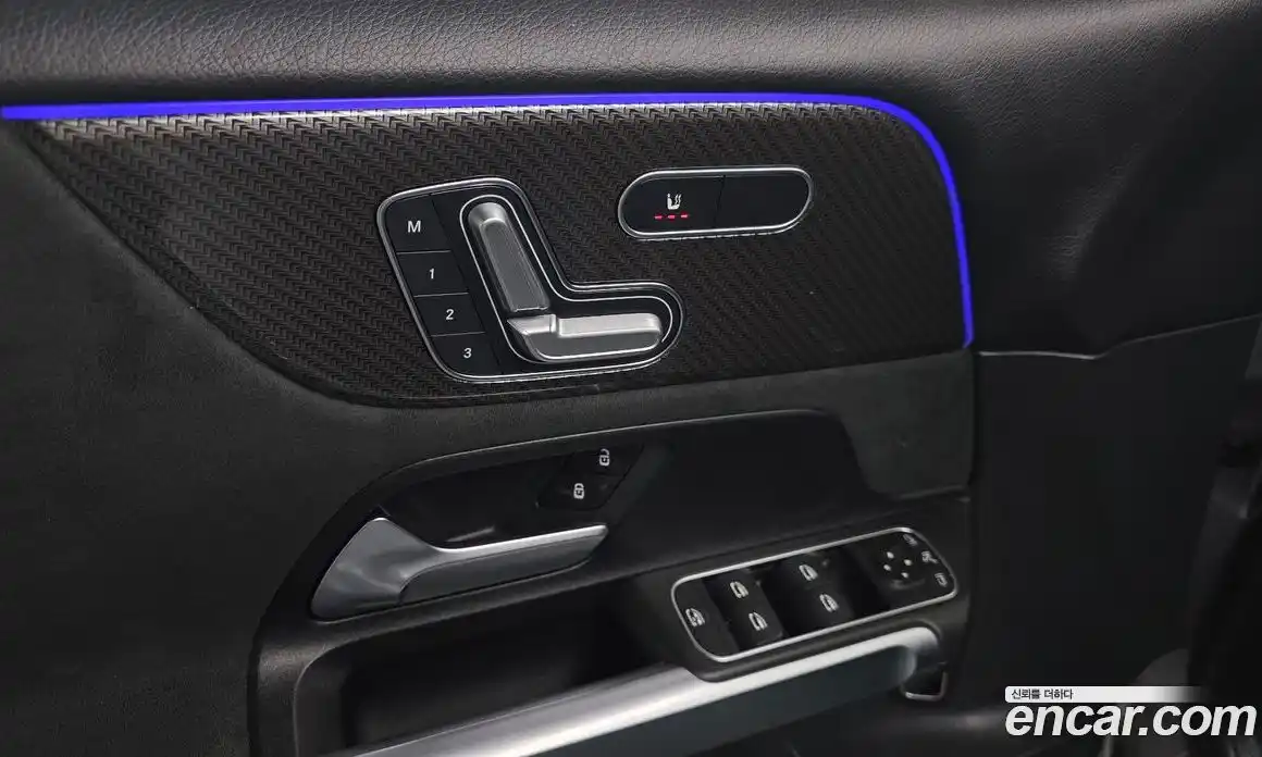 Mercedes-Benz GLB-Class 2023 2.0 Автомат в Москве № 142619, фото 14