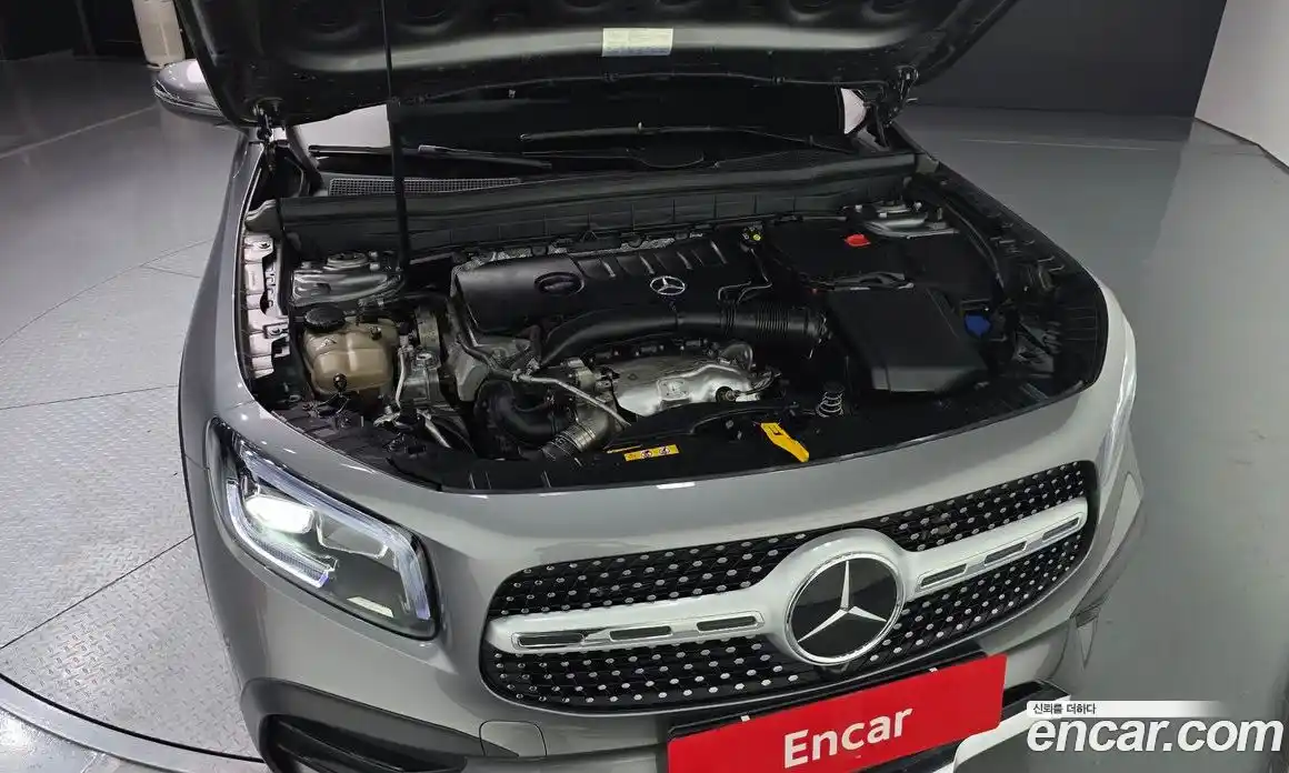 Mercedes-Benz GLB-Class 2023 2.0 Автомат в Москве № 142619, фото 17