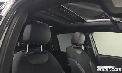 Mercedes-Benz GLB-Class 2023 2.0 Автомат в Москве № 142619, миниатюра 6