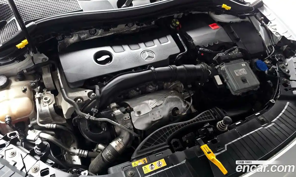 Mercedes-Benz GLA-Class 2021 2.0 Автомат в Москве № 143679, фото 19