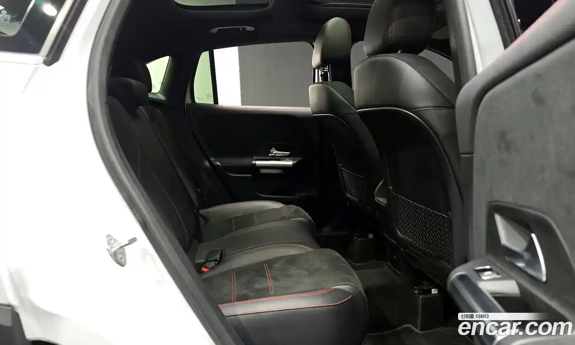 Mercedes-Benz GLA-Class 2021 2.0 Автомат в Москве № 143679, фото 20