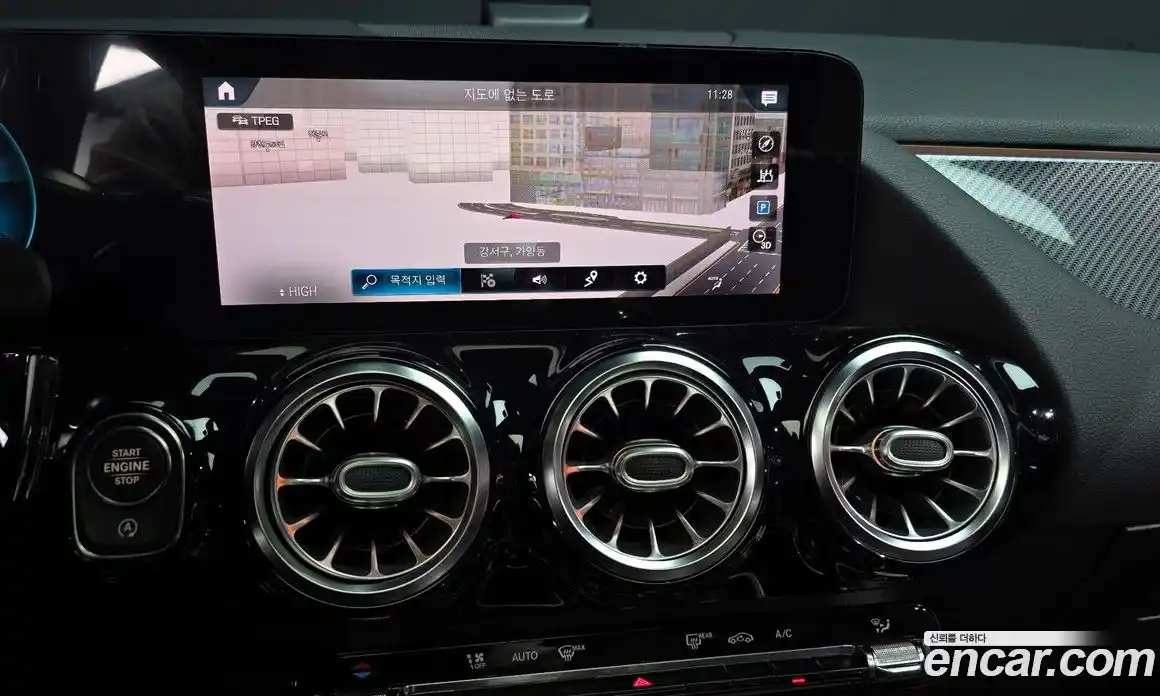 Mercedes-Benz GLA-Class 2021 2.0 Автомат в Москве № 143679, фото 8