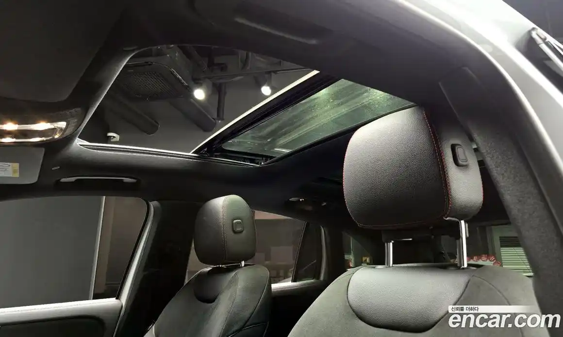 Mercedes-Benz GLA-Class 2021 2.0 Автомат в Москве № 143679, фото 9