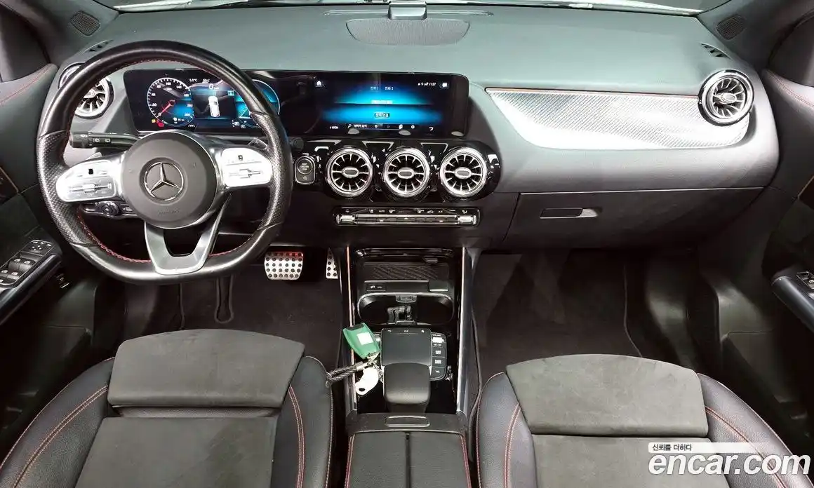 Mercedes-Benz GLA-Class 2021 2.0 Автомат в Москве № 143679, фото 10