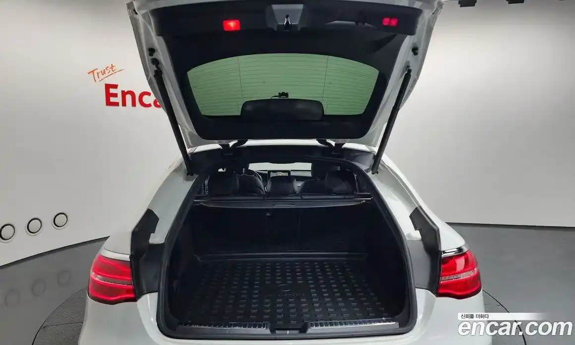 Mercedes-Benz GLC-Class 2018 2.1 Автомат в Москве № 150603, фото 20