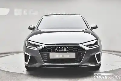 Audi A4 2021 2.0 Автомат в Москве № 156000, миниатюра 3