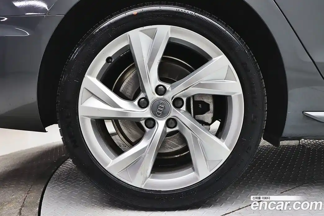 Audi A4 2021 2.0 Автомат в Москве № 156000, фото 8