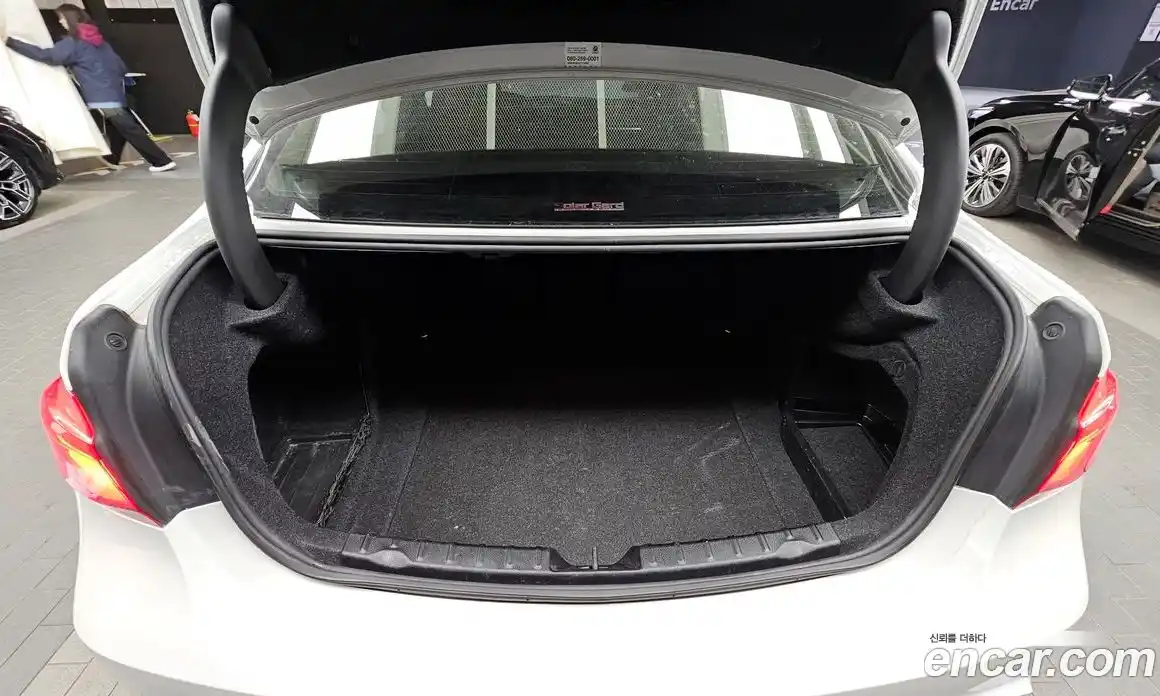 BMW 3-Series 2018 2.0 Автомат в Москве № 159446, фото 12