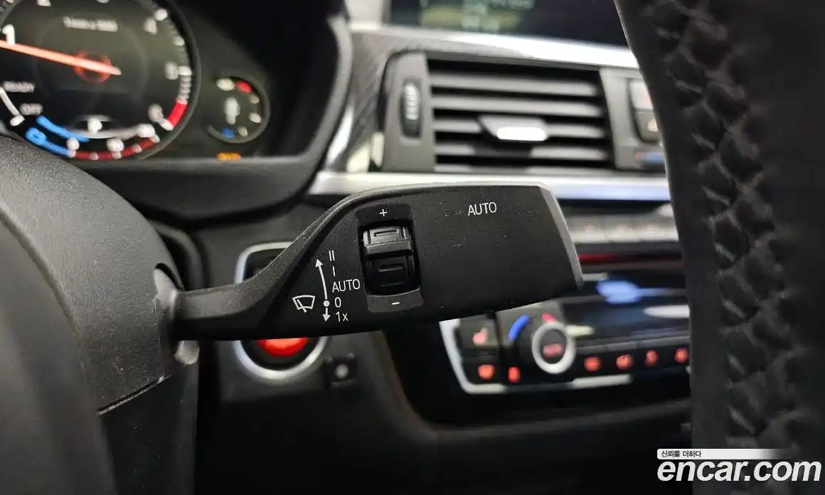 BMW 3-Series 2018 2.0 Автомат в Москве № 159446, фото 13