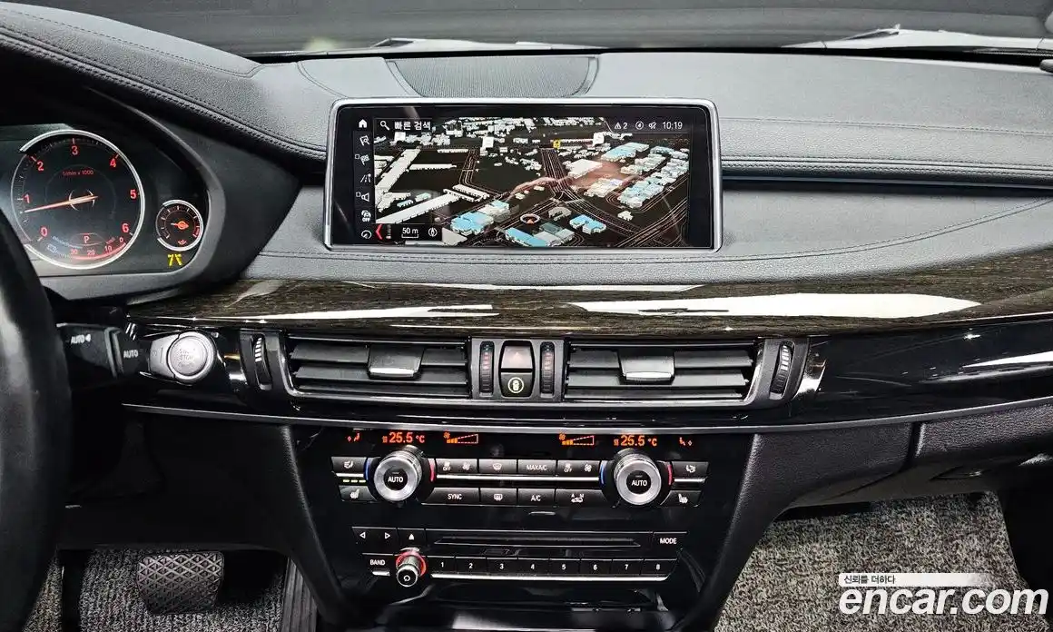 BMW X6 2018 3.0 Автомат в Москве № 159555, фото 14