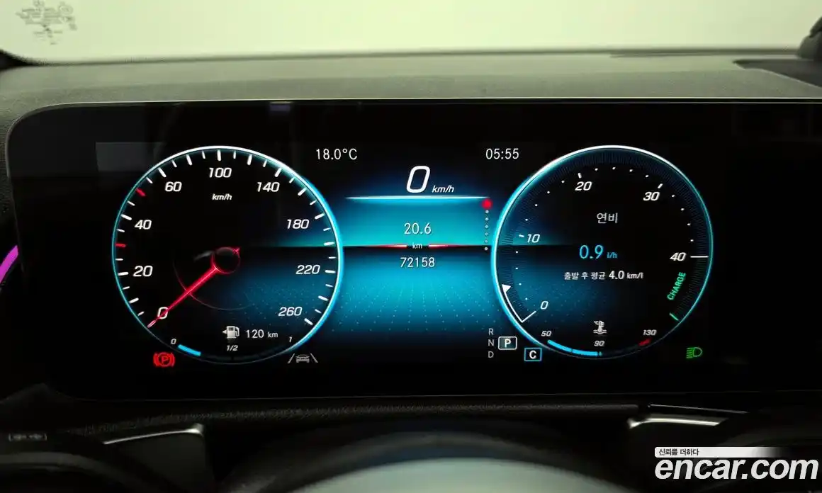 Mercedes-Benz GLB-Class 2021 2.0 Автомат в Москве № 161034, фото 3