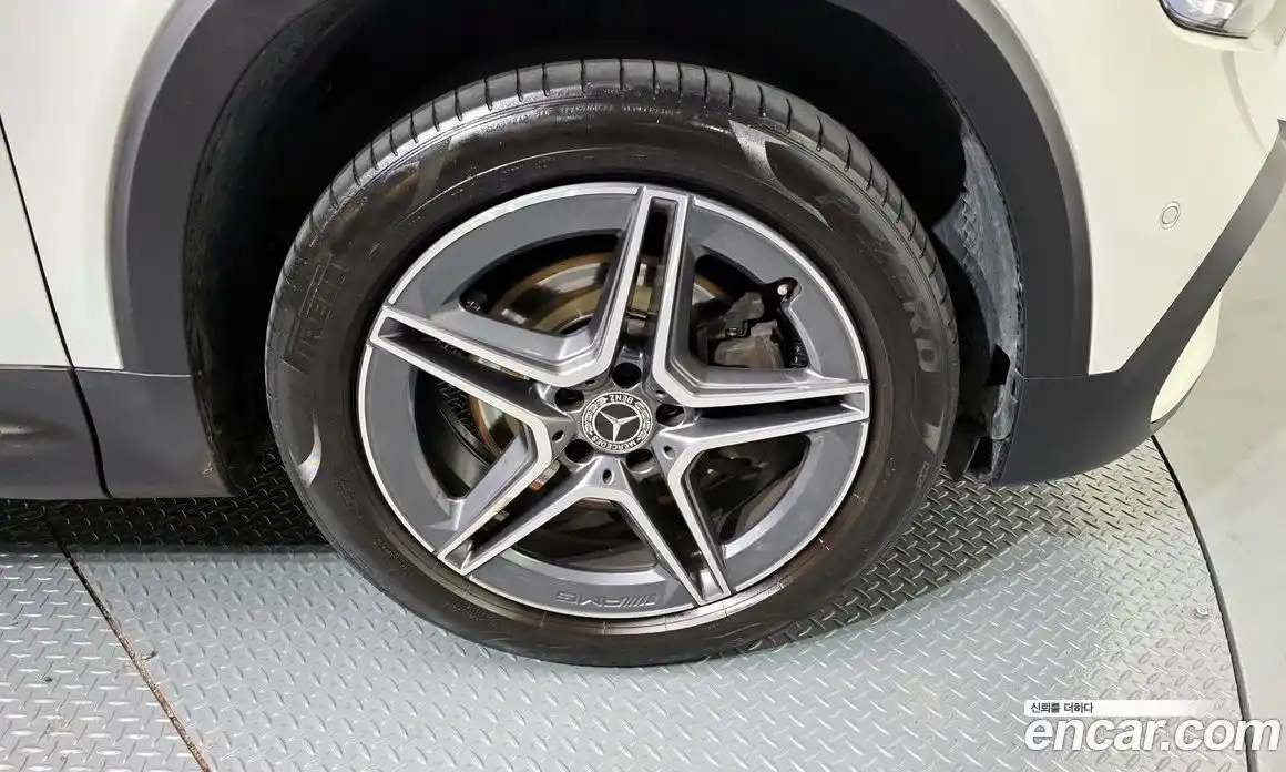 Mercedes-Benz GLB-Class 2021 2.0 Автомат в Москве № 161034, фото 8