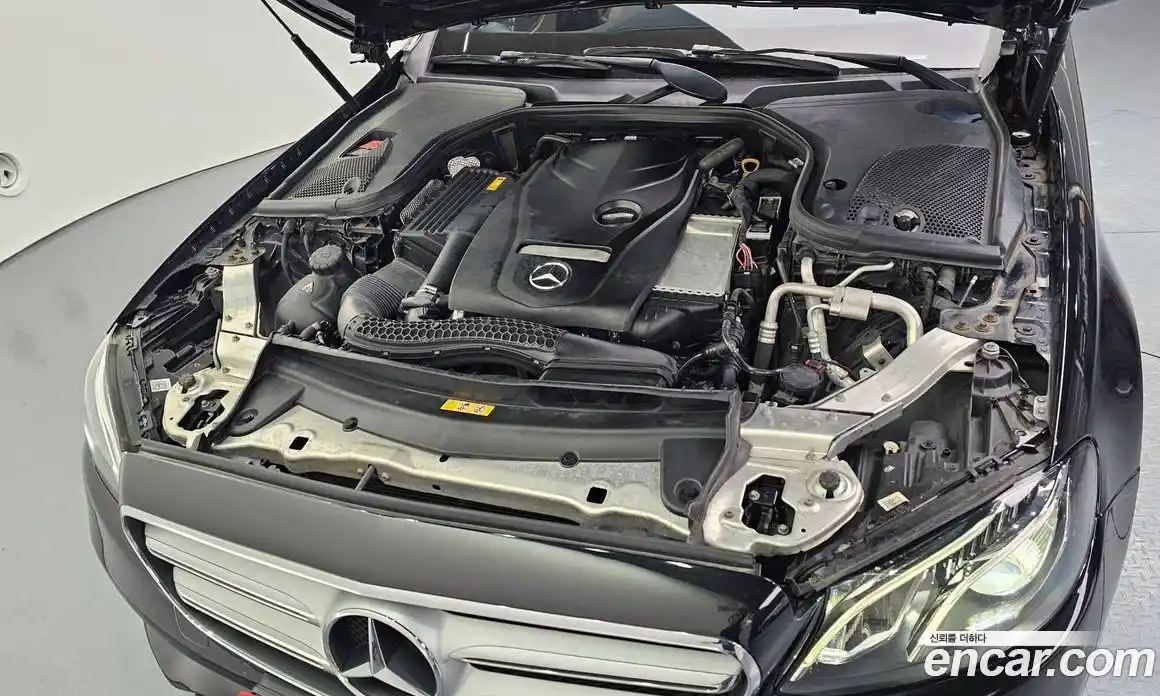 Mercedes-Benz E-Class 2018 2.0 Автомат в Москве № 161678, фото 15