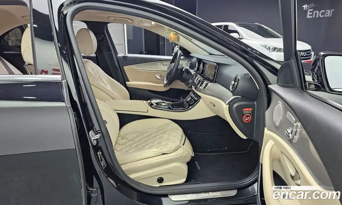 Mercedes-Benz E-Class 2018 2.0 Автомат в Москве № 161678, фото 16