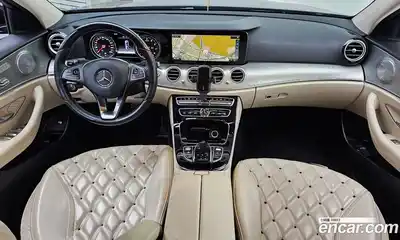 Mercedes-Benz E-Class 2018 2.0 Автомат в Москве № 161678, миниатюра 2