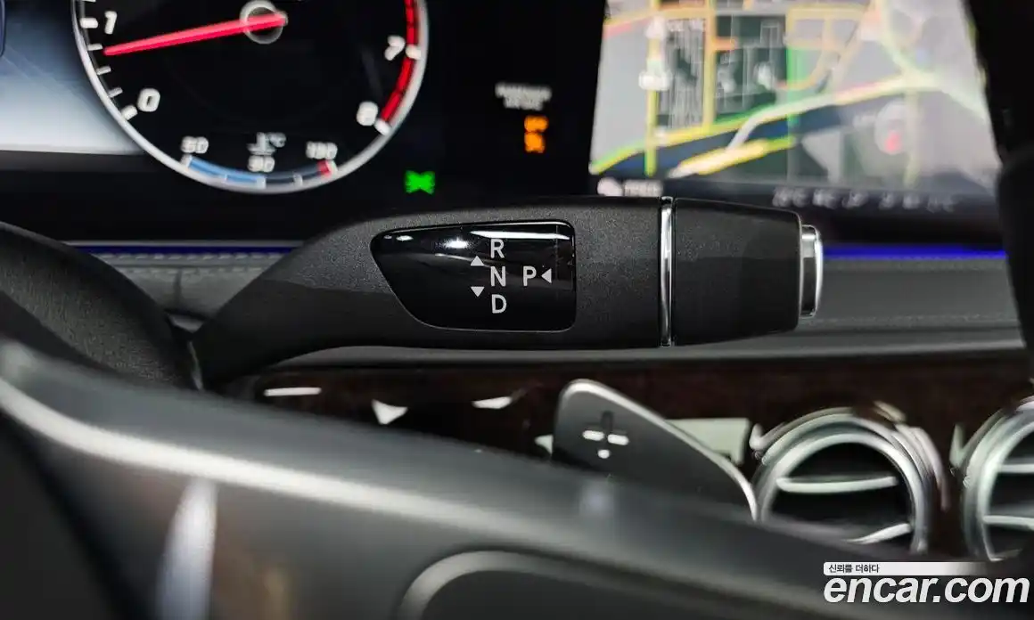 Mercedes-Benz S-Class 2020 4.0 Автомат в Москве № 161835, фото 19