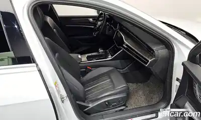 Audi A6 2021 2.0 Автомат в Москве № 163561, миниатюра 8