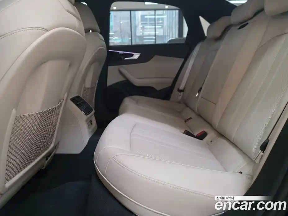 Audi A4 2023 2.0 Автомат в Москве № 163956, фото 11