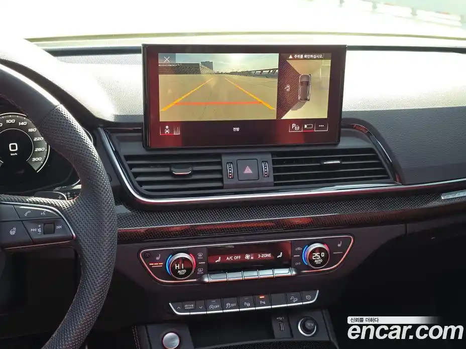 Audi SQ5 2022 3.0 Автомат в Москве № 163985, фото 15