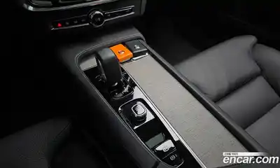 Volvo V90 2025 2.0 Автомат в Москве № 164165, миниатюра 2