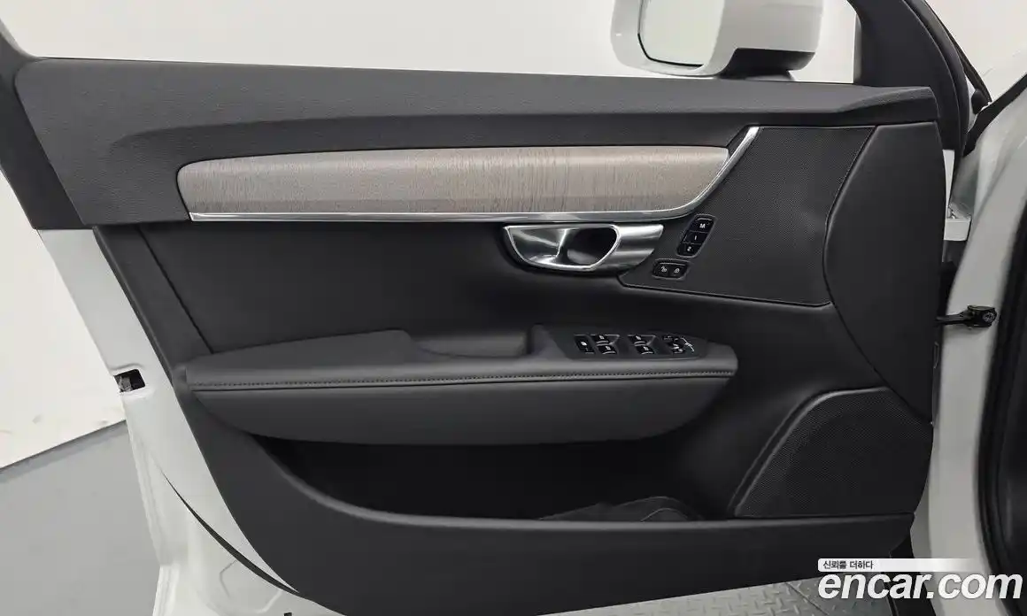 Volvo V90 2025 2.0 Автомат в Москве № 164165, фото 3