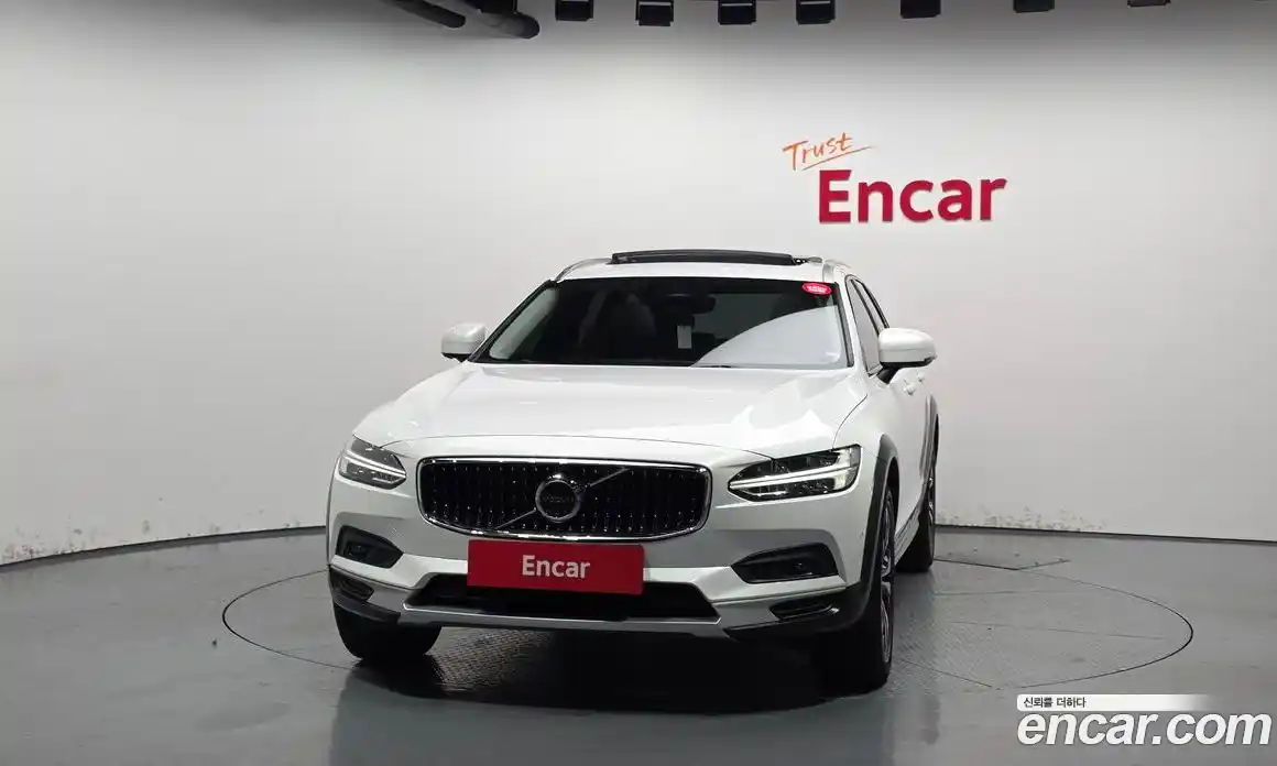 Volvo V90 2025 2.0 Автомат в Москве № 164165, фото 8