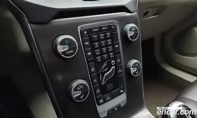 Volvo V40 2015 1.6 Автомат в Москве № 164709, миниатюра 9