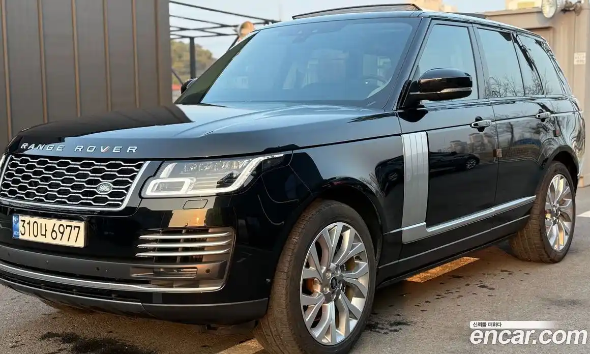 Land Rover Range-Rover 2021 5.0 Автомат в Москве № 166268, фото 4