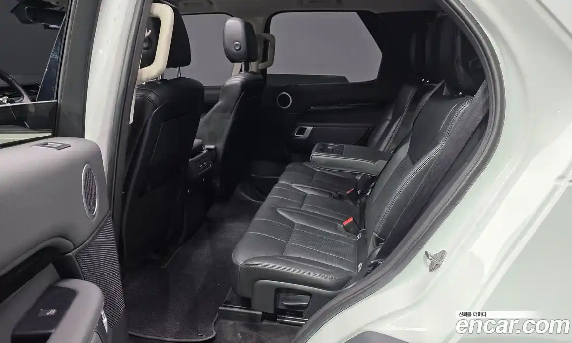 Land Rover Discovery 2019 2.0 Автомат в Москве № 166337, фото 4