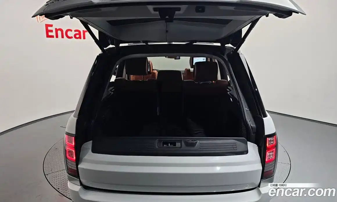 Land Rover Range-Rover 2017 5.0 Автомат в Москве № 166653, фото 20