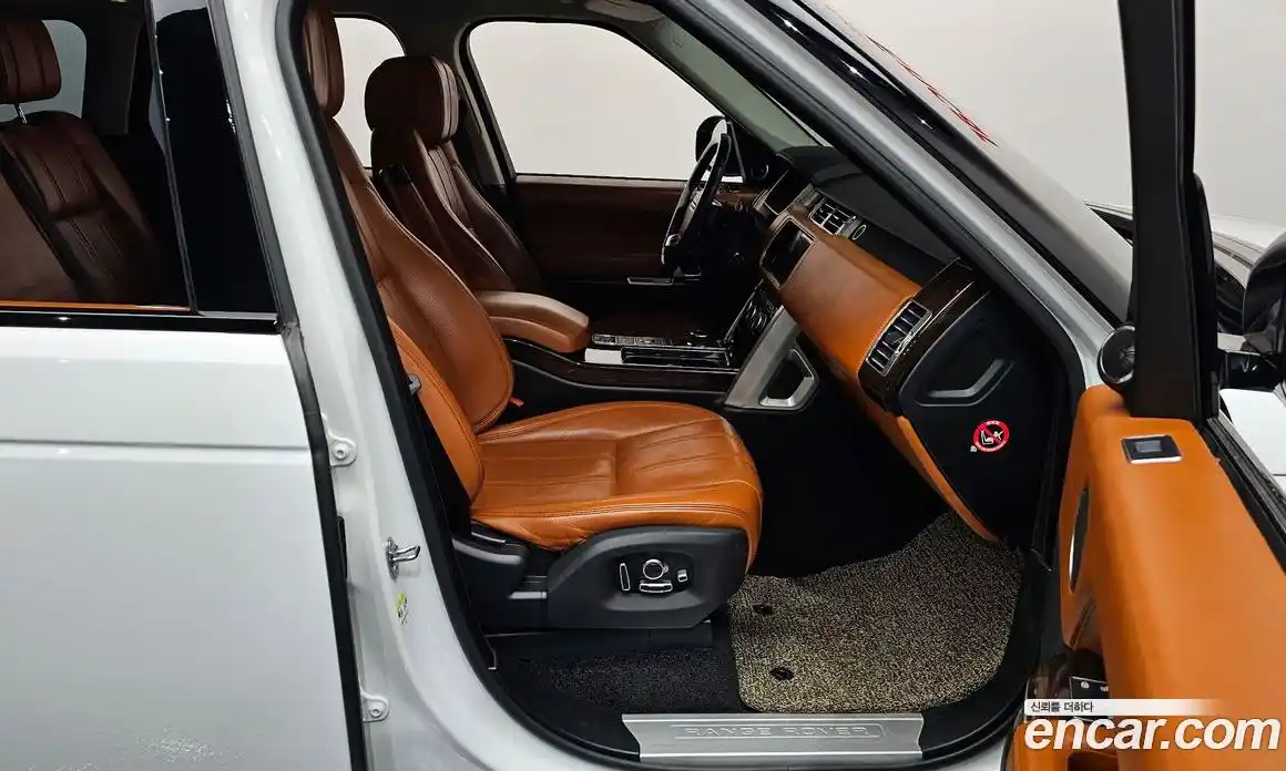 Land Rover Range-Rover 2017 5.0 Автомат в Москве № 166653, фото 5