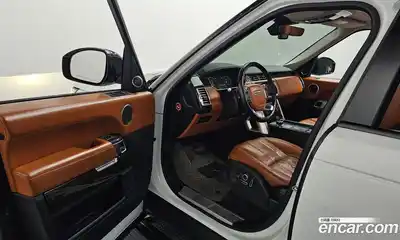 Land Rover Range-Rover 2017 5.0 Автомат в Москве № 166653, миниатюра 8