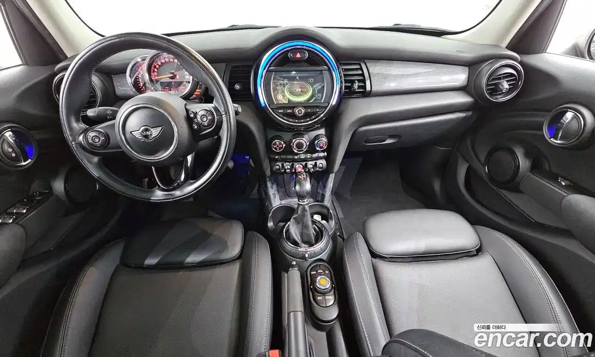 Mini Cooper 2016 1.5 Автомат в Москве № 167140, фото 16