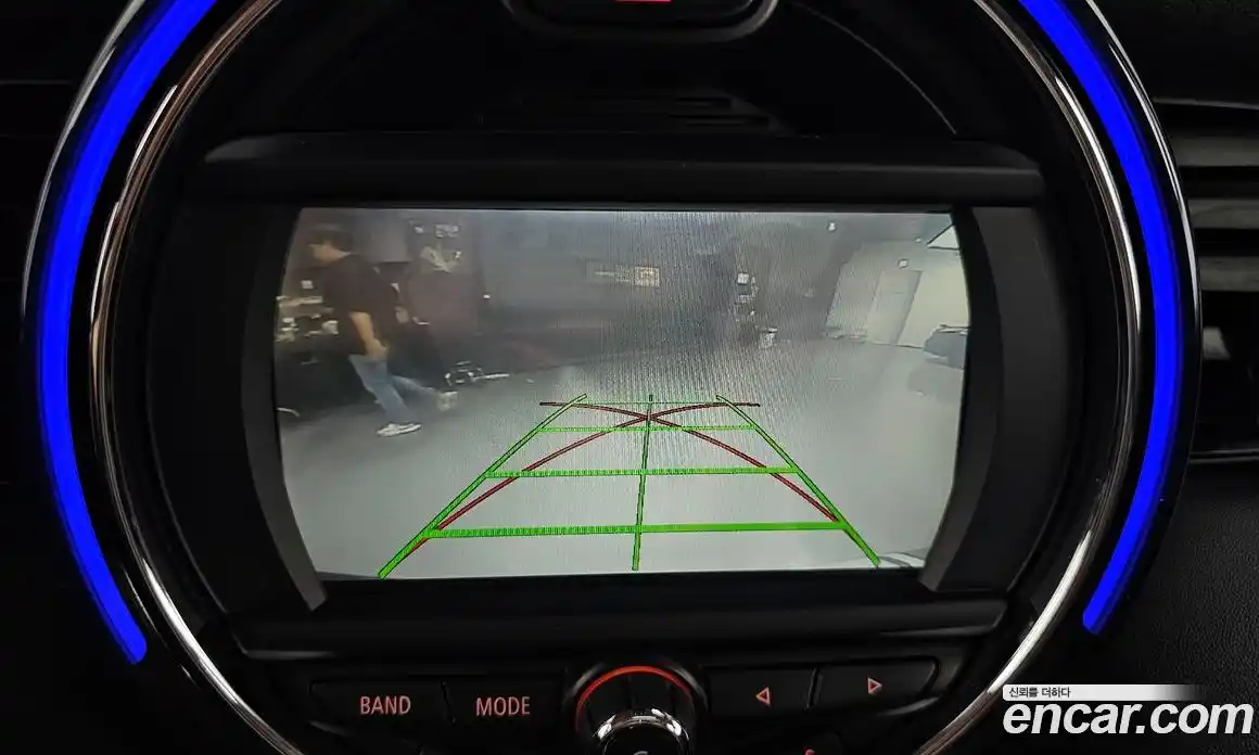 Mini Cooper 2016 1.5 Автомат в Москве № 167140, фото 7