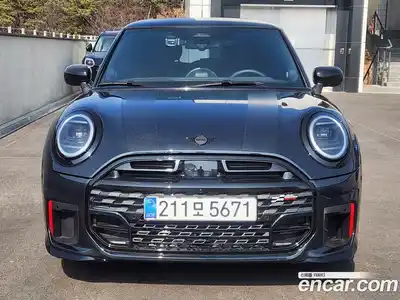 Mini Cooper 2025 2.0 Автомат в Москве № 167347, миниатюра 3