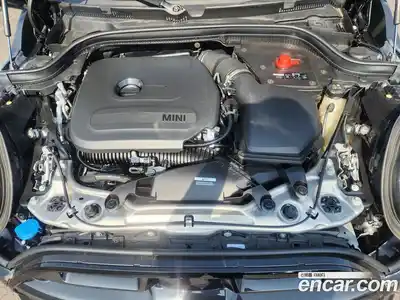 Mini Cooper 2025 2.0 Автомат в Москве № 167347, миниатюра 6